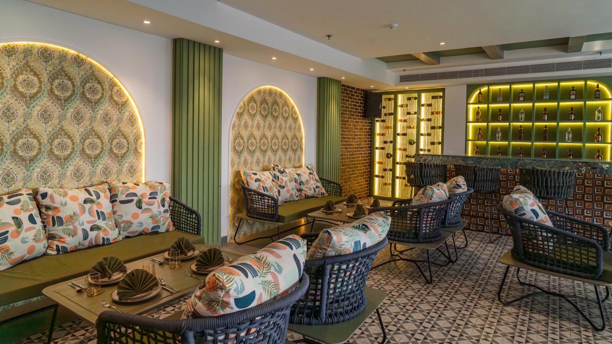 Regenta Place Amritsar By Royal Orchid Hotels Limited Zewnętrze zdjęcie