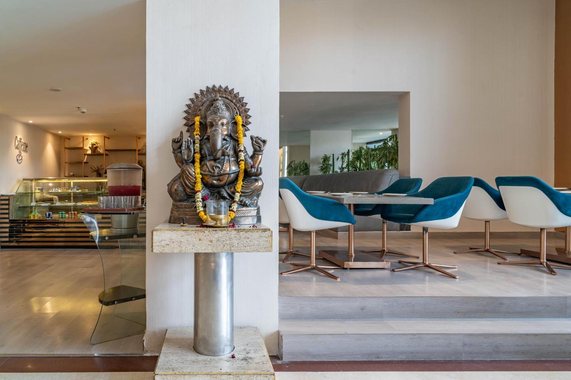 Regenta Place Amritsar By Royal Orchid Hotels Limited Zewnętrze zdjęcie
